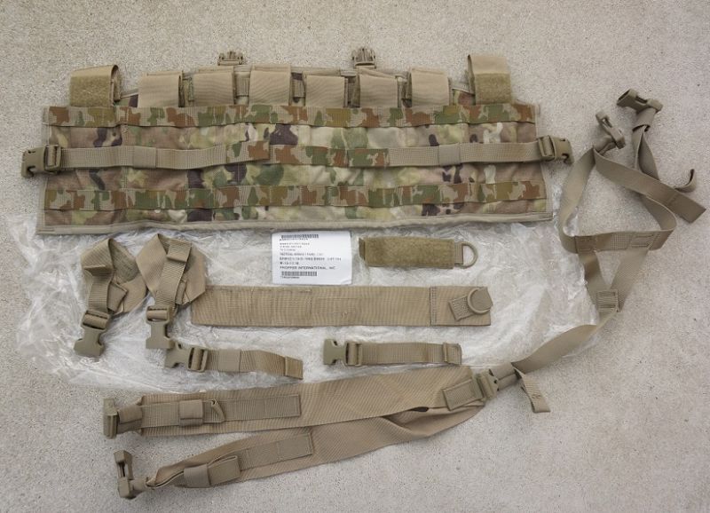 米軍MOLLEII TAP(タクティカルアサルトパネル)OCPスコーピオンW2迷彩