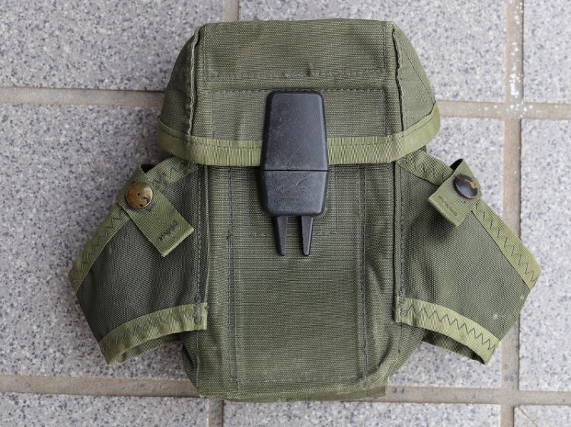 米軍ALICE LC-1マガジンポーチ - ミリタリーサープラス キャンプ・ビッキー