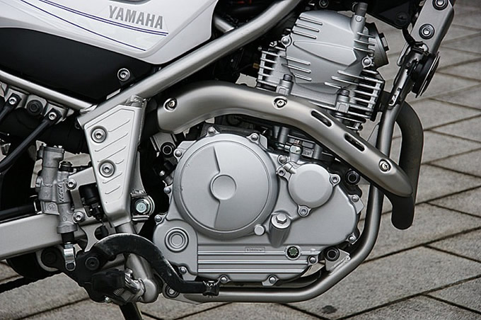 ヤマハ XT250X – 都会でスポーツするストリートバイクの新しい形 試乗