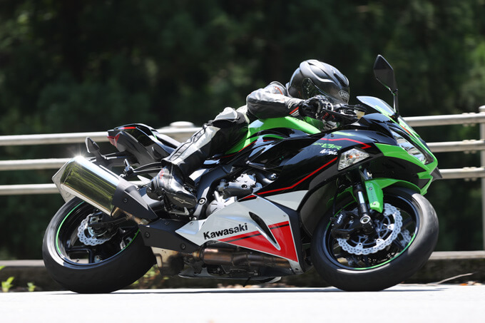 カワサキ ZX-6R 試乗記】25周年を迎えた、万能ミドルSS 試乗インプレ