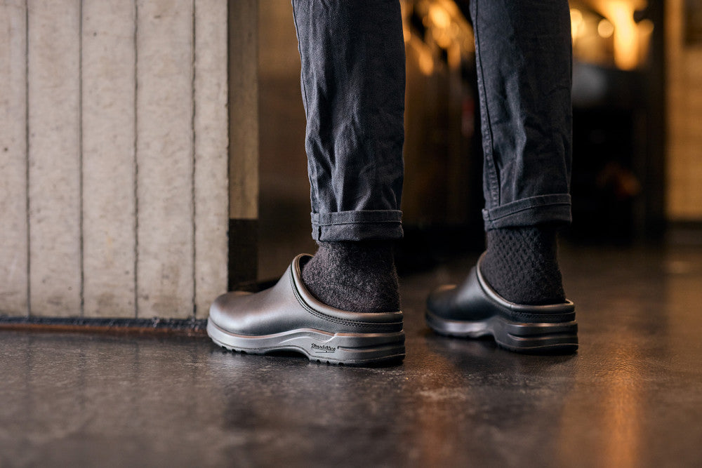 Black Premium Leather Slip-on Clogs, Men's All-Terrain 2381