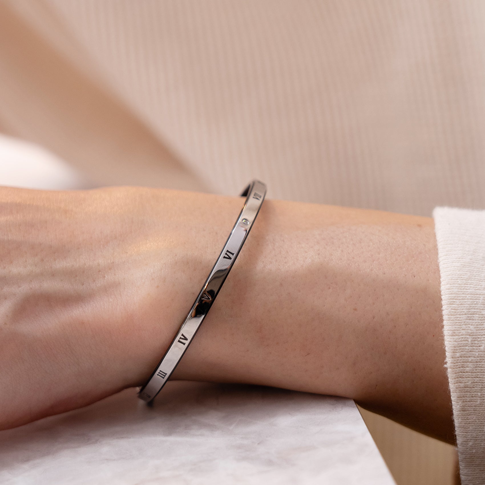 クロックナンバーバングル(L) / BSB-206 – BLESS