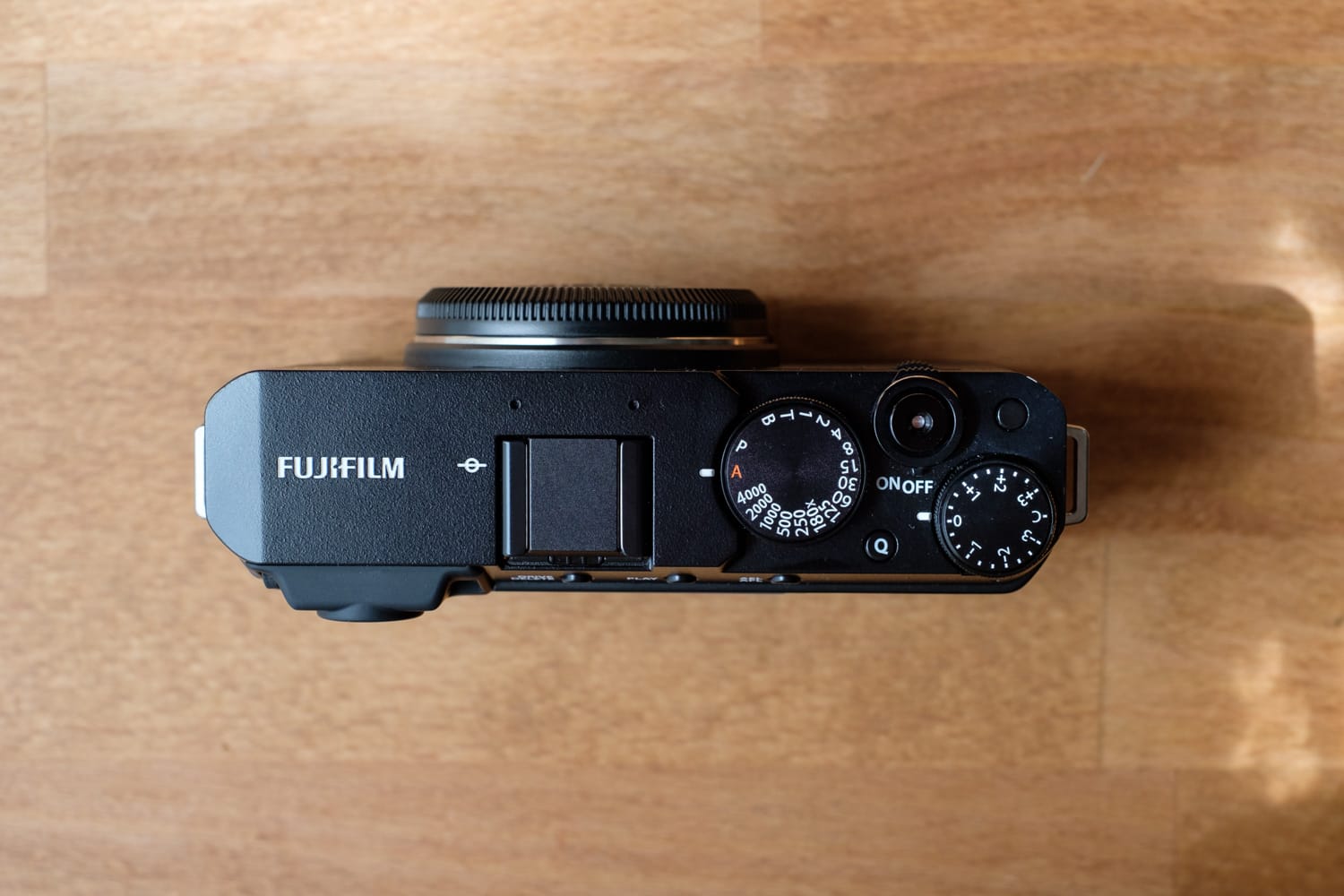 FUJIFILM X-E4を購入しました。持ち歩くのが嬉しくなるカメラよ | ENHANCE