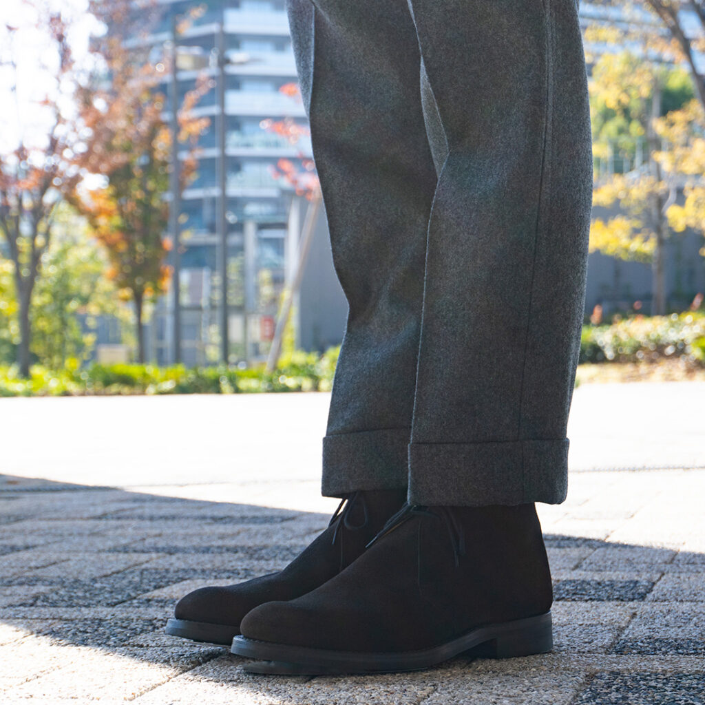 時代を超えて愛される最高の1足。英国チャッカブーツの神髄をご堪能