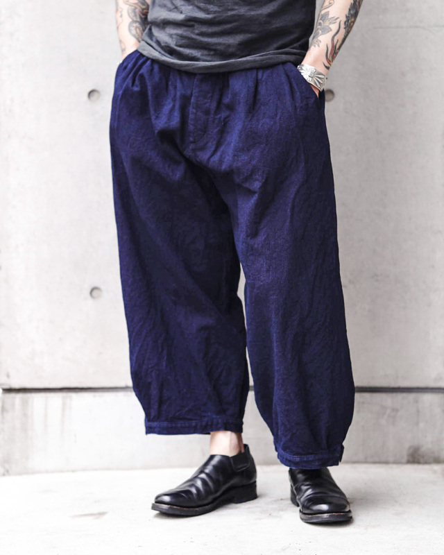 Django Atour anotherline indigo pleats widepants B.S.W. market place