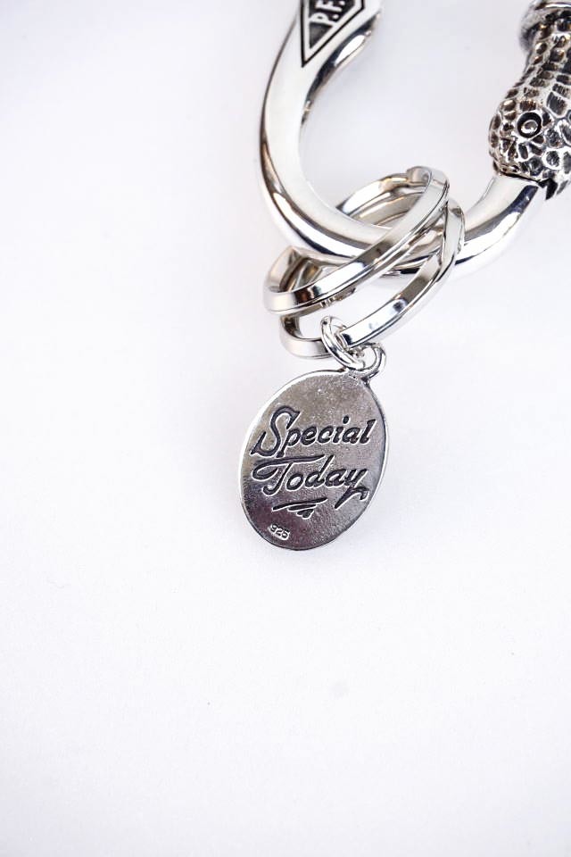 PEANUTS & Co. Bero peanuts Carabiner Silver B.S.W. market place