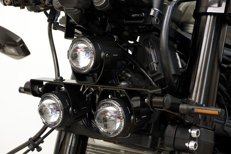 ストリートファイター系バイクのヘッドライト デュアルヘッドライト