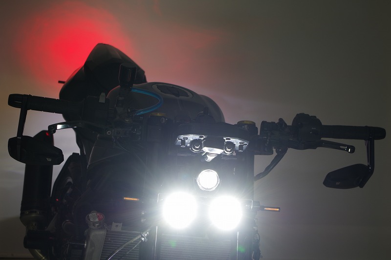 トライド44】 バイク用の3灯のLEDヘッドライト