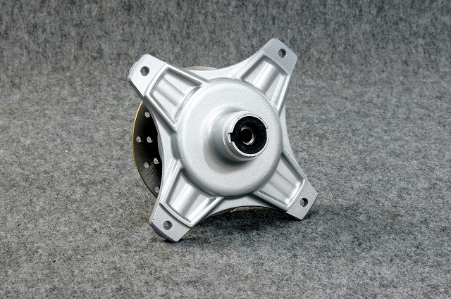 ダックス・シャリー用 フロントディスクハブ モンキーやダックス