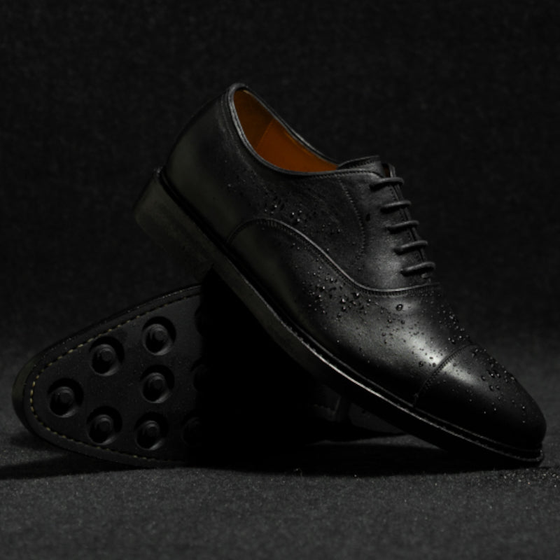 Jalan Sriwijayaの定番ストレートチップ 撥水モデルがリニューアルで再