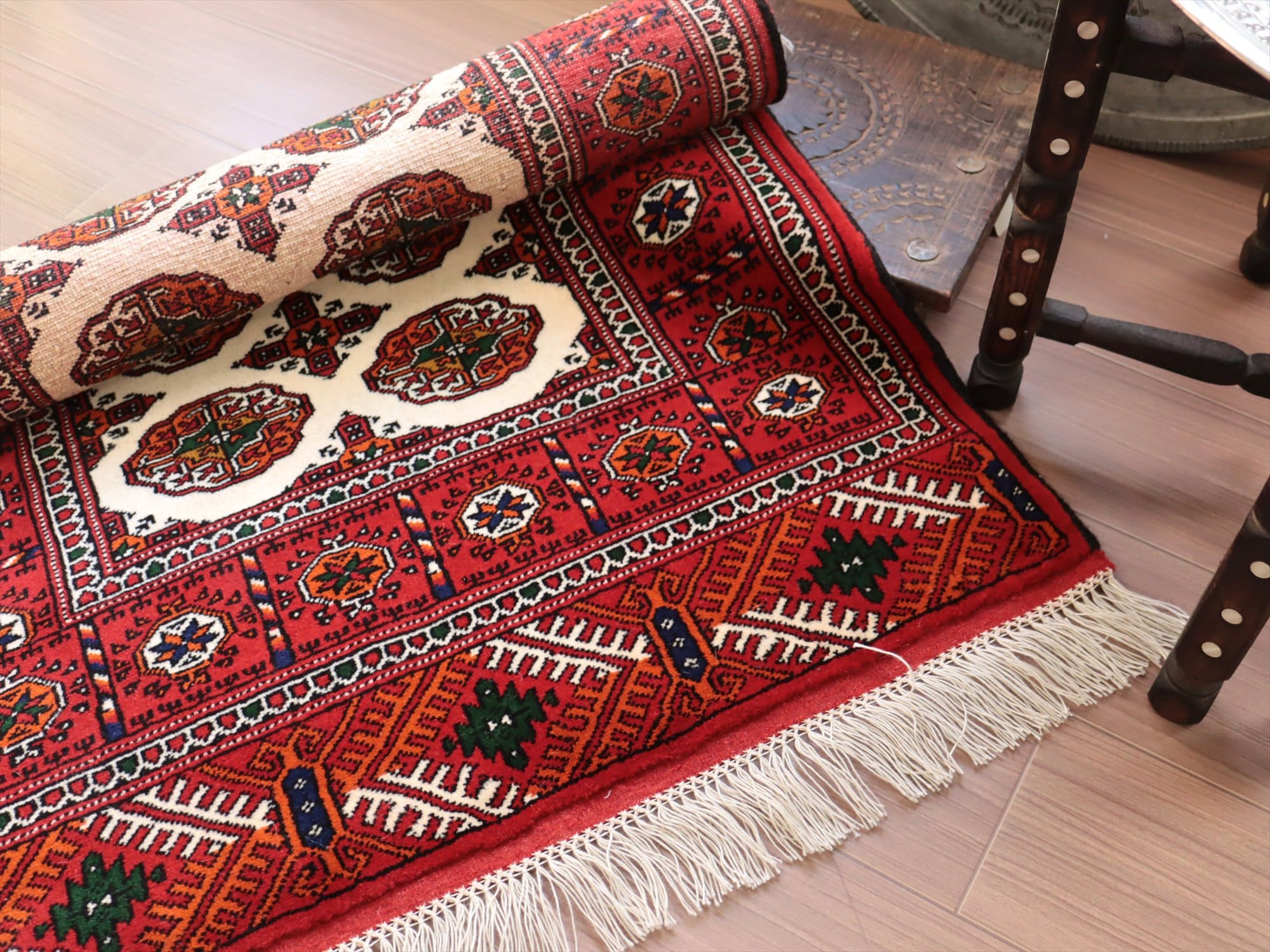 新品未使用】ペルシャ産 トルクメン絨毯 ハーフ&ハーフ ペルシャ