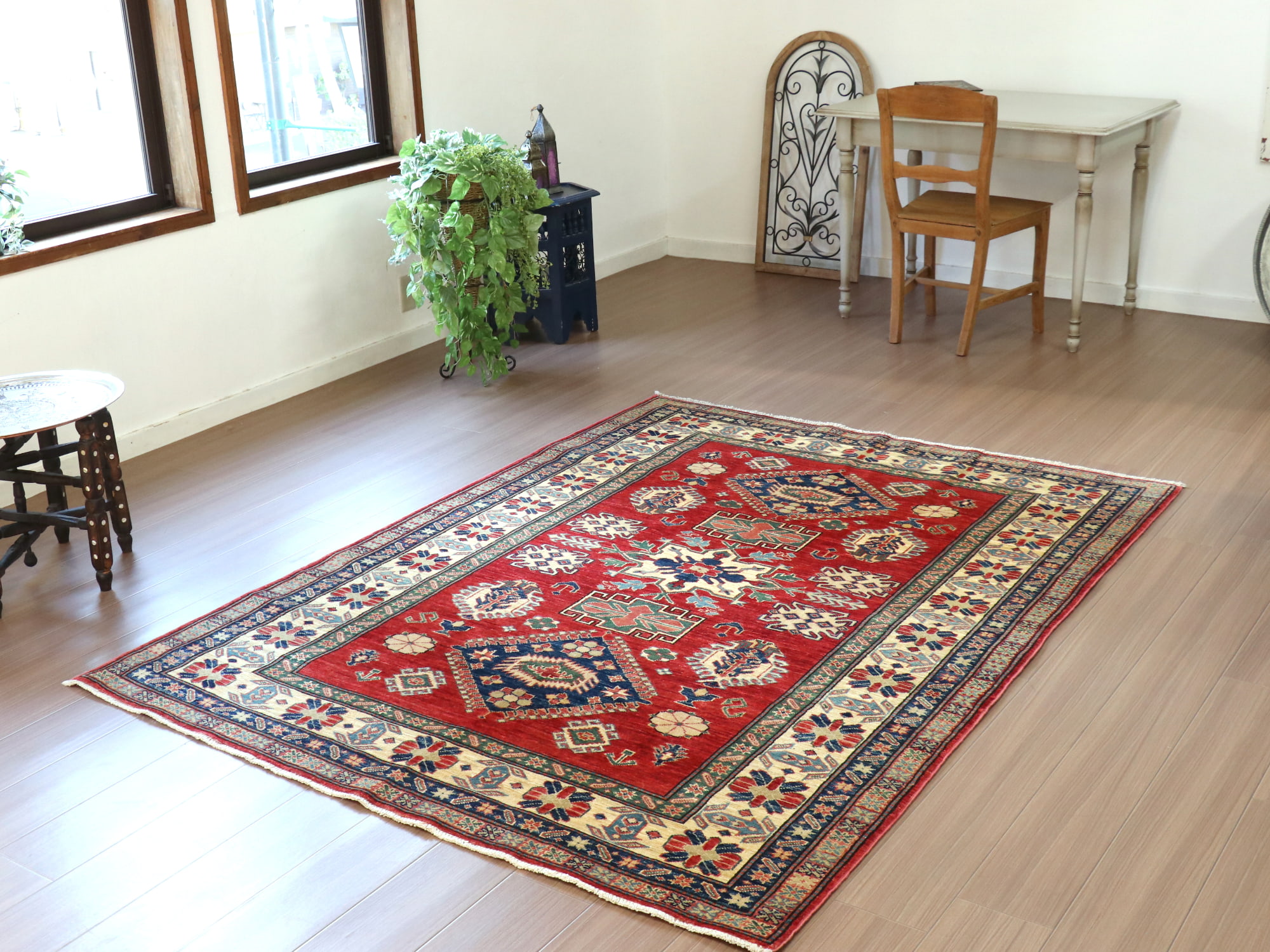 トルコ絨毯 手織りラグ 208×156cm レッド リプロダクト コーカサス地方