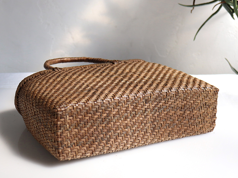 くるみ・カゴバッグ/網代編み・ひご極細/中サイズ/リネン巾着