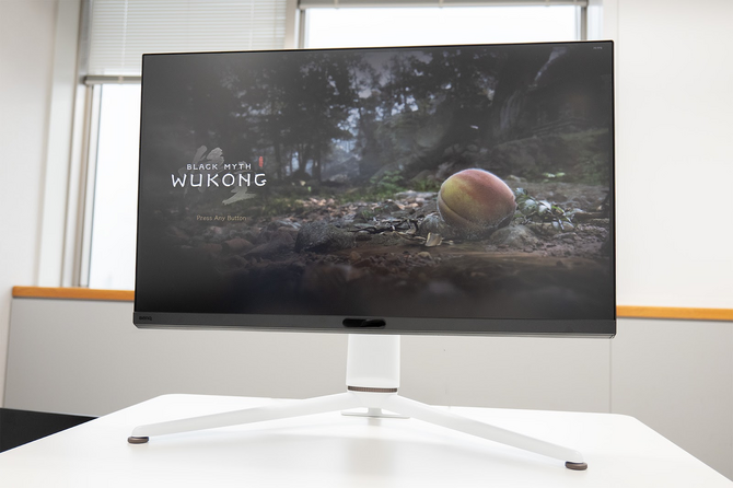 BenQゲーミングモニターの最高峰「MOBIUZ EX321UX」がゲーム体験を