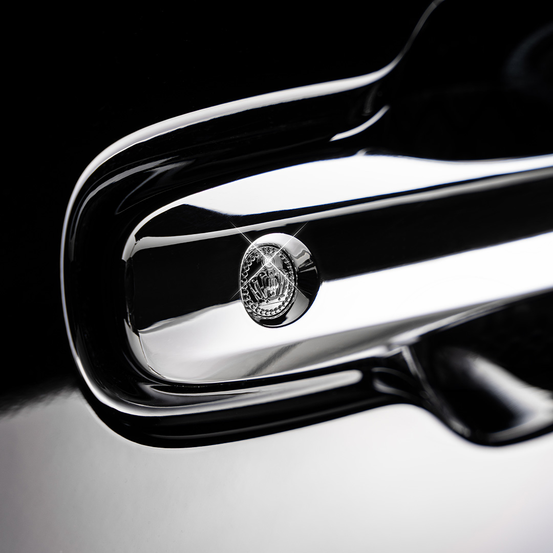 D.A.D キーレス エンブレム II タイプ クラウン【SB191】 | ステッカー