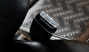 D.A.D シートベルト ボタンカバー / インテリア | GARSON