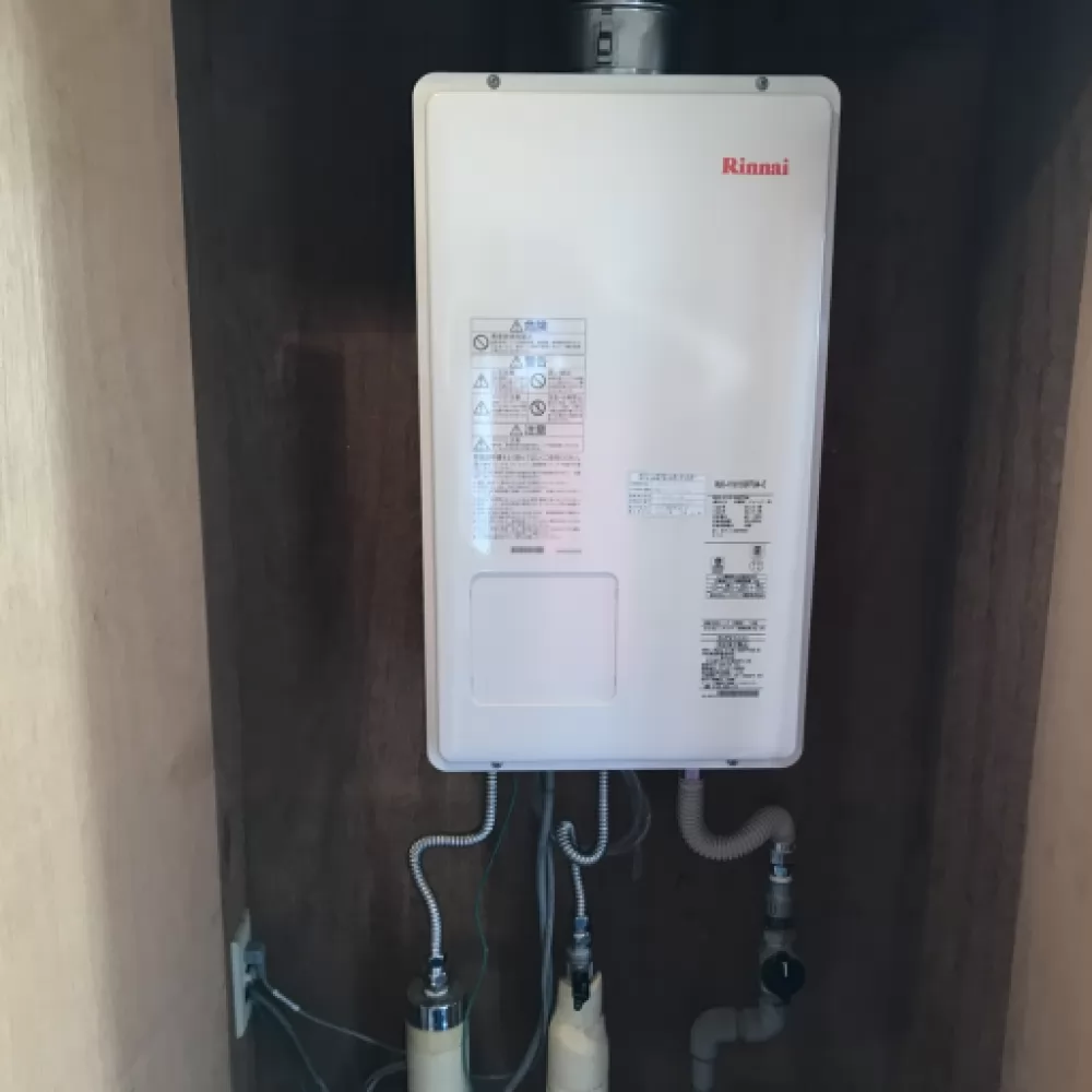 リンナイRUX-V1610FFUA-E→リンナイRUX-V1615SFFUA-E｜世田谷区の給湯