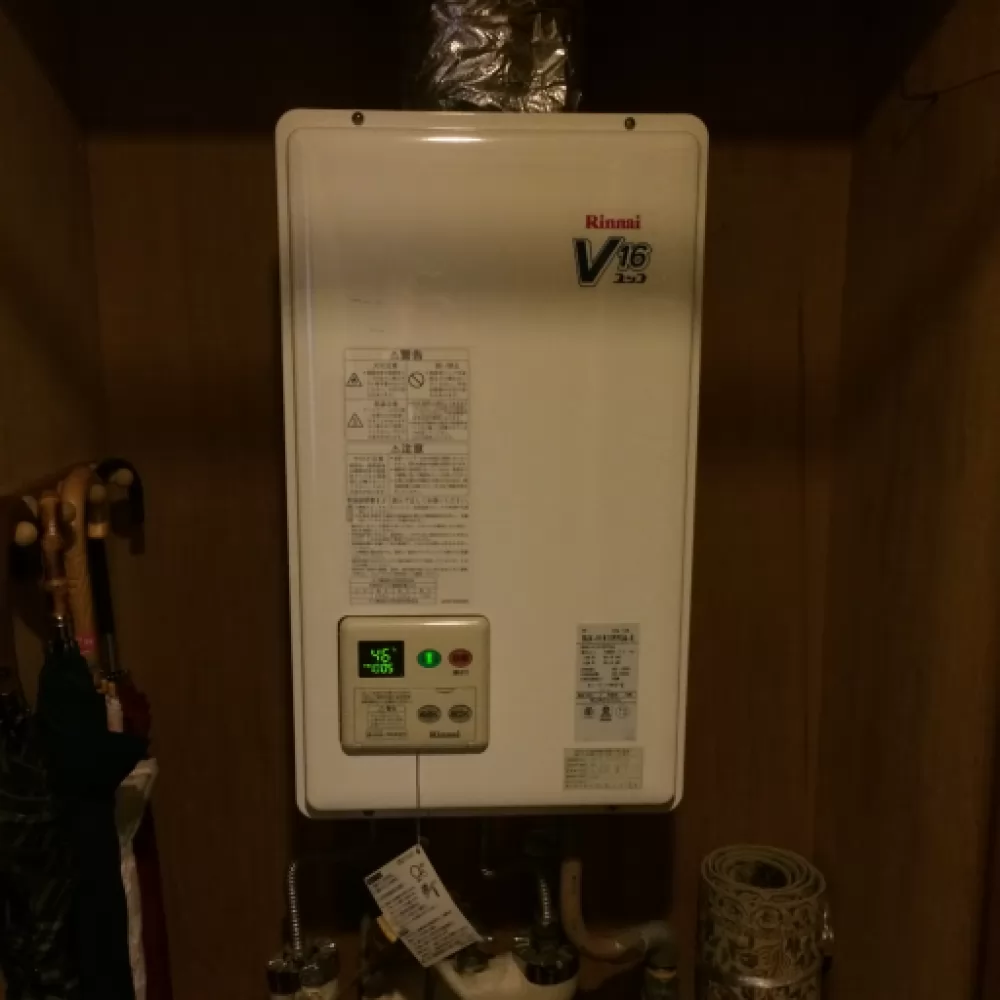 リンナイRUX-V1610FFUA-E→リンナイRUX-V1615SFFUA-E｜世田谷区の給湯