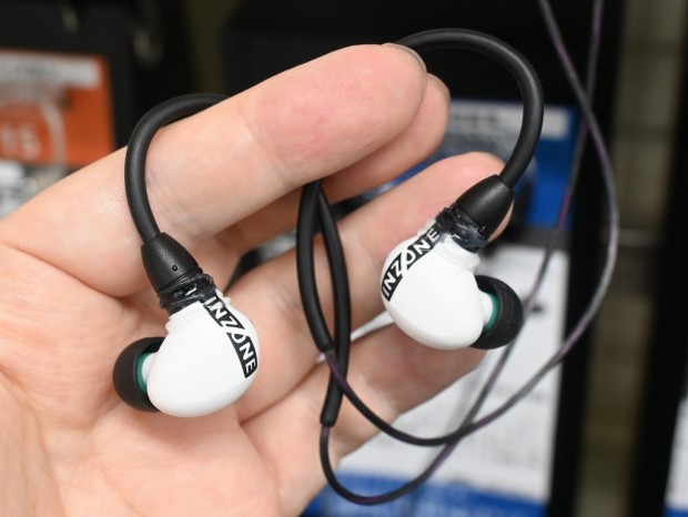 アキバ取材班) 足音や銃声を聞き分けやすい、FPS特化のゲーミング