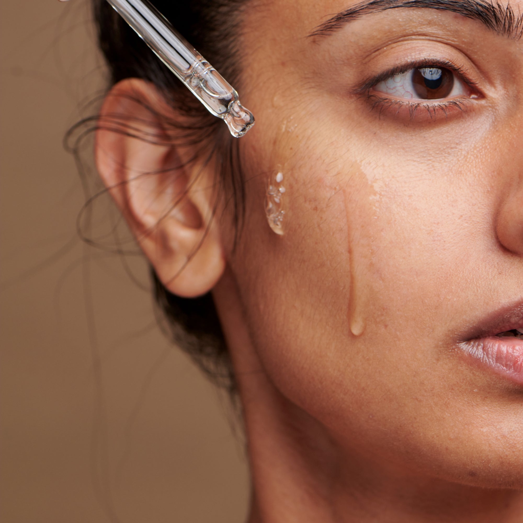 Stem Cell Serum Increase Vitality of Skin Cells Protects Against