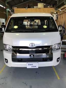 ハイエース スライドドアガラス左右 小窓付きガラスに交換！！