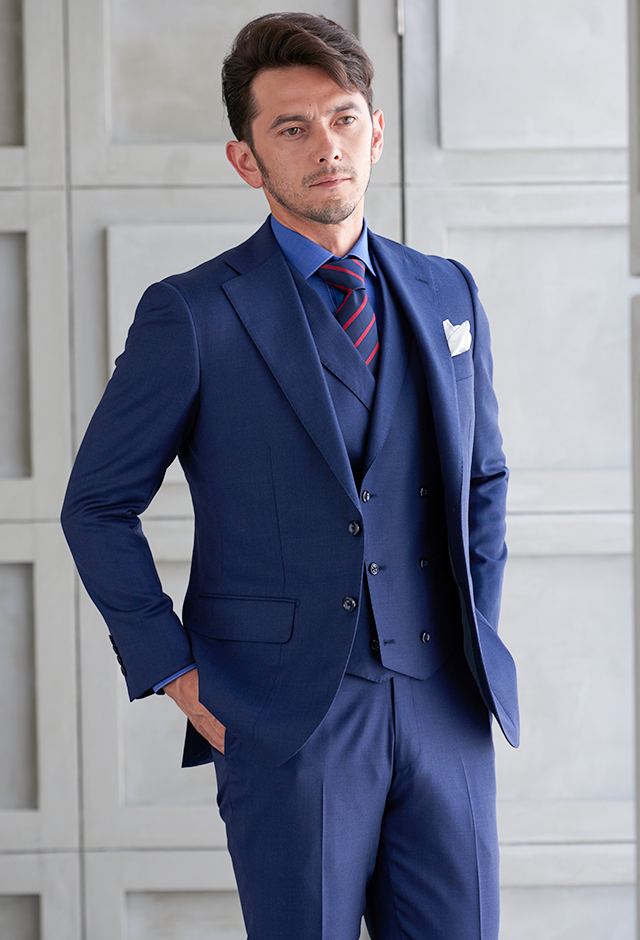 ネイビースーツ・無地のコーディネート（Loro Piana）｜306743-65-13