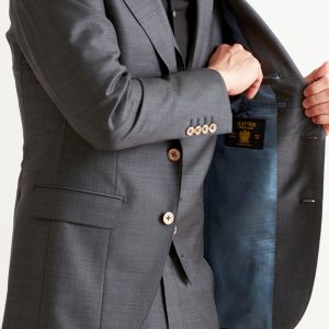 グレースーツ・無地のコーディネート（Cloth Ermenegildo Zegna