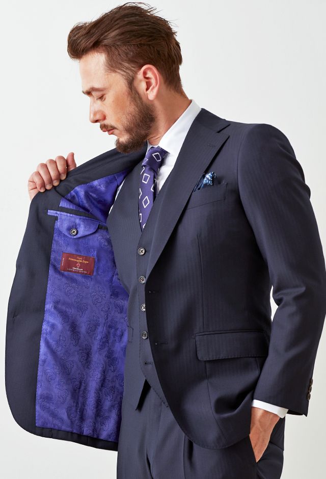 ネイビースーツ・ストライプのコーディネート（Cloth Ermenegildo