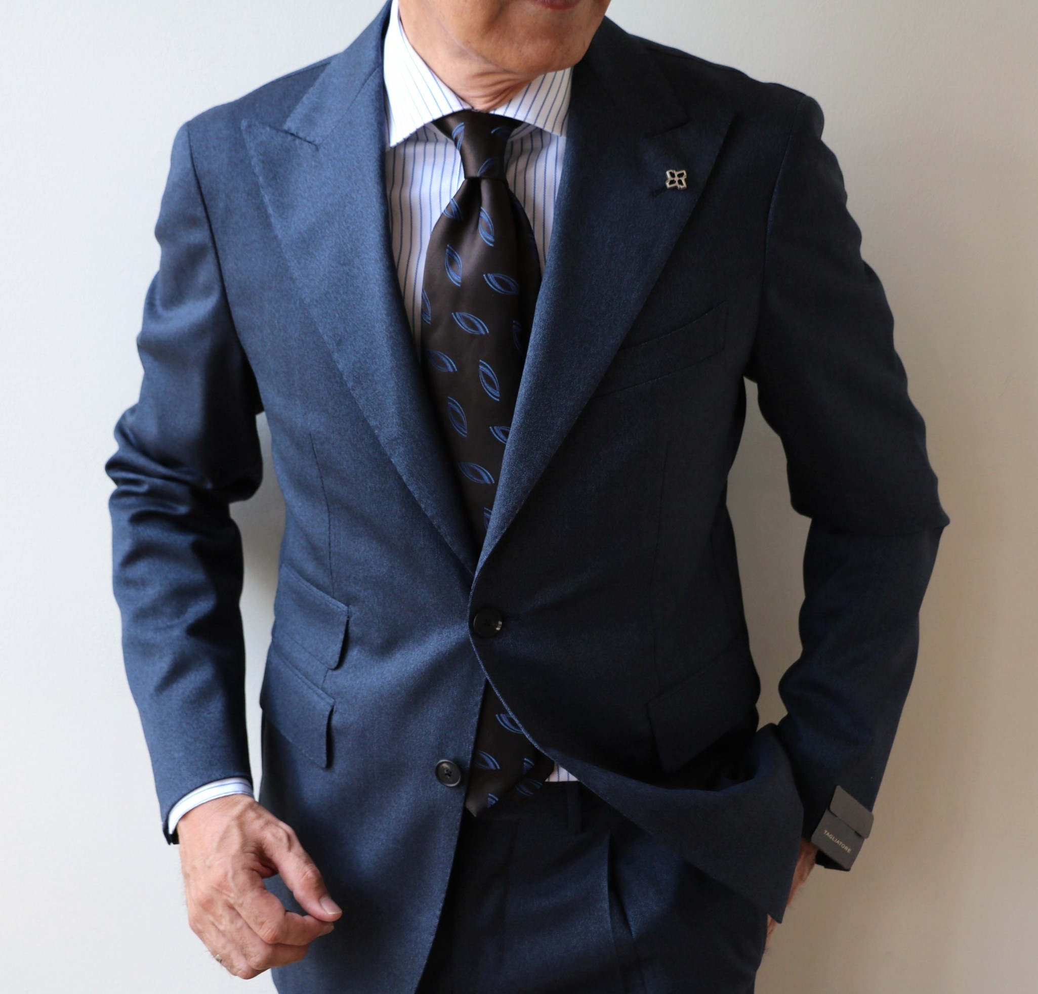 GLORYGUY & Cachette｜英国調ですが、軽快でスポーティーなTAGLIATORE