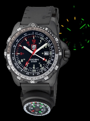ルミノックス(Luminox) 多機能が魅力のRECONシリーズに、人気のレッド