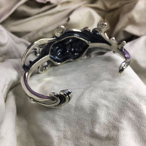 Lamia｜Collaboration - Guardia × LegioMade - Collection｜Guardia