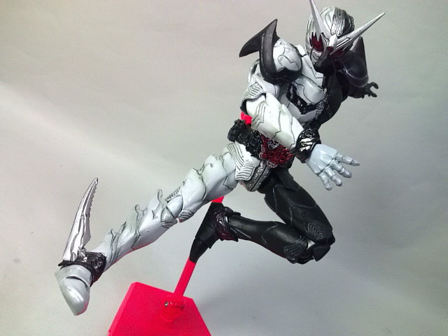 Review: S.I.C. Vol.59 Kamen Rider W Fang Joker & Skull, No.30