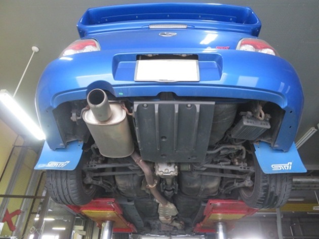 スバル インプレッサ GDB HKS スーパーターボマフラー 交換｜自動車