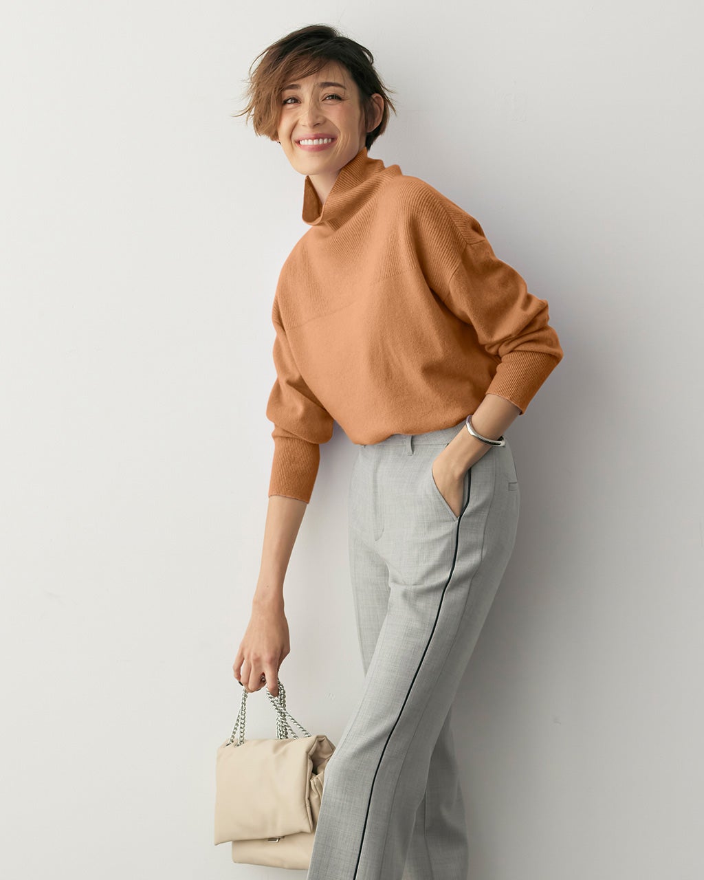 プレミアムカシミヤ・切替ハイネックセーター/DoCLASSE