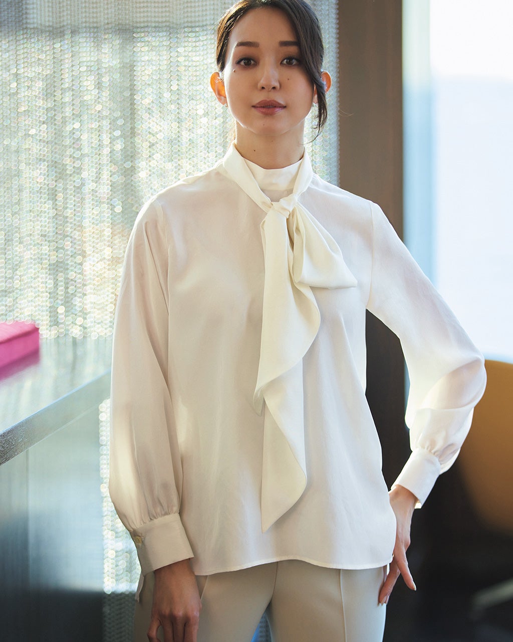 サテン・2WAYボウタイブラウス/DoCLASSE
