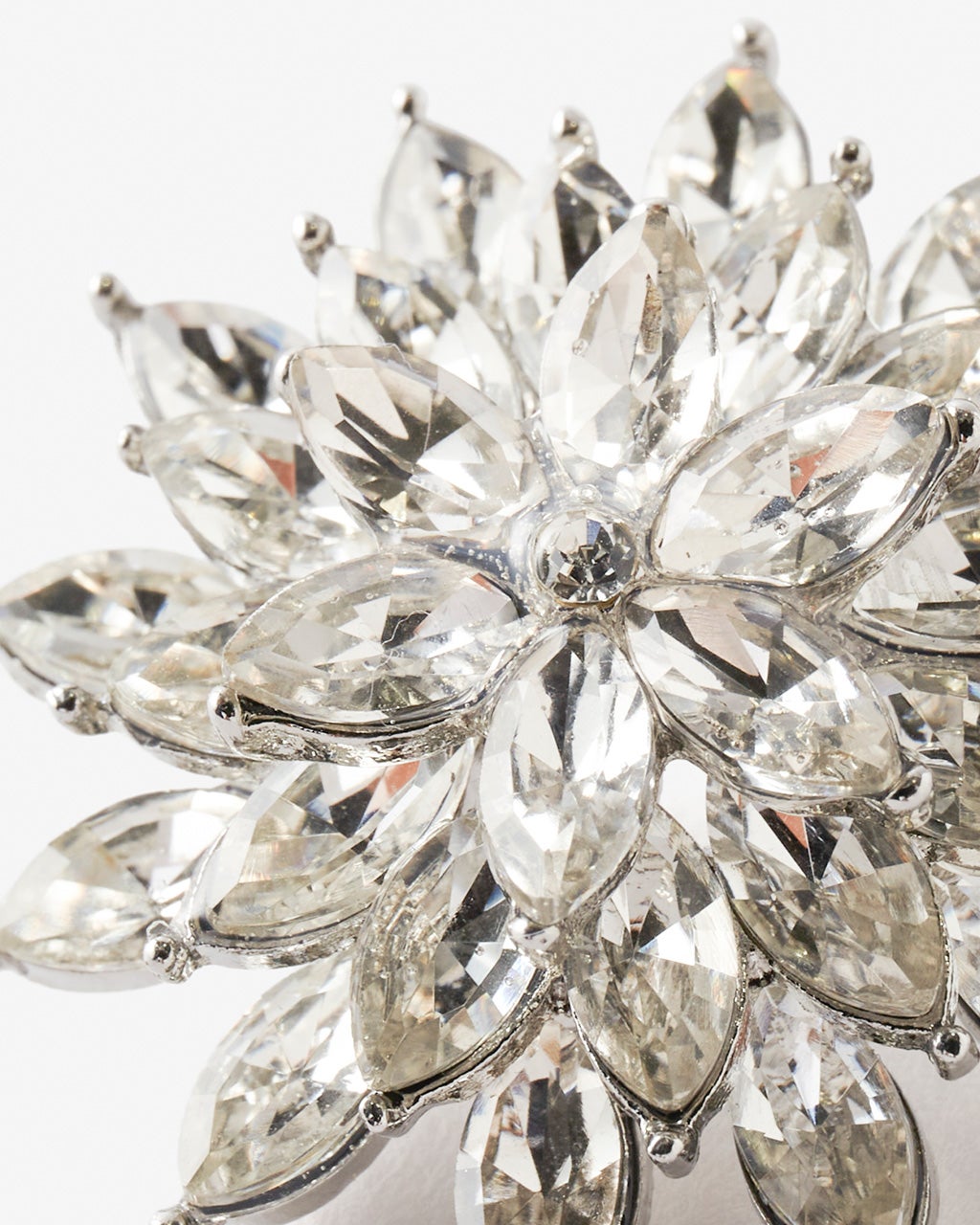 ラインストーン・フラワーブローチ/DoCLASSE