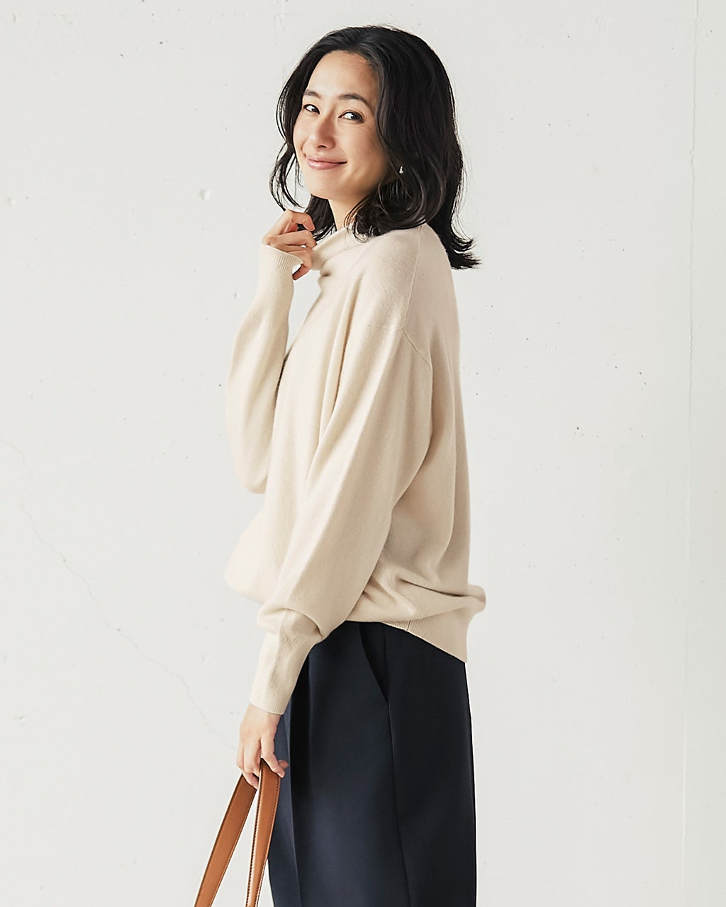 カシミヤ混・ハイネックニット/DoCLASSE