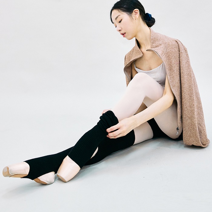 バレエ用品のERELL（エレル）BELLOA レッグウォーマー｜ブラック