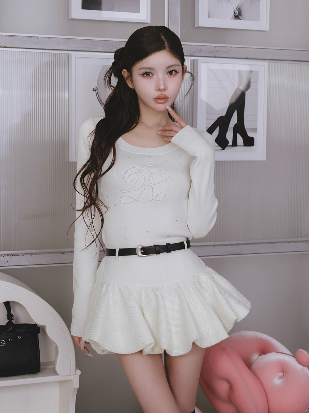 エンブロイダリーシグネチャーDRビジューニットトップス – Darich