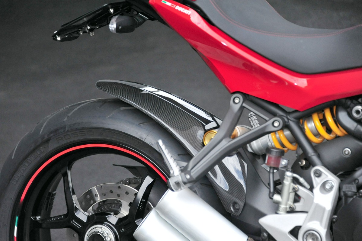 リアマッドガード ロングタイプ 平織カーボン SS939S/950S