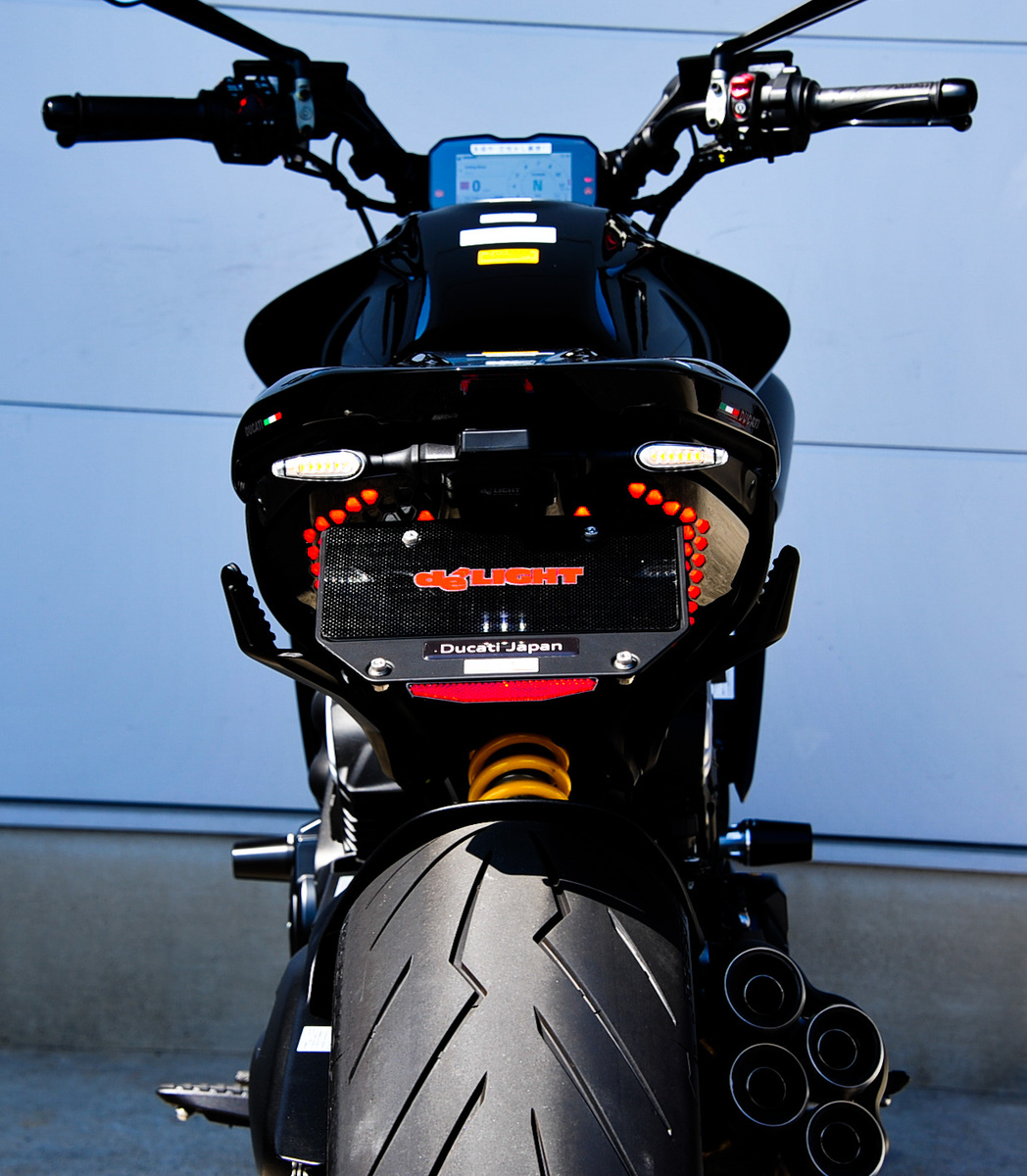 DVLV4 フェンダーレスキット | ドゥカティ等のパーツ開発・販売 ディ