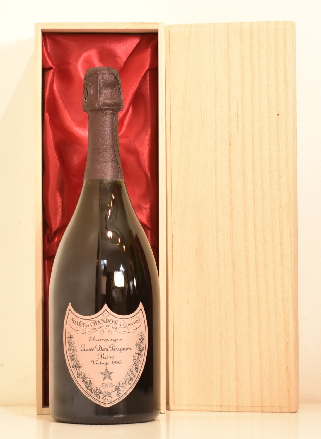 ドンペリ非売品 シャンパンペール ドンペリニヨン Dom Perignon