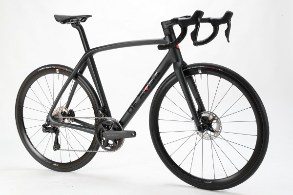 NEW IDOL 完成車 | DE ROSA JAPAN