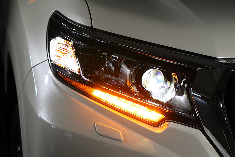 ランドクルーザープラド（150後期）ヘッドライトカスタム・ルポ