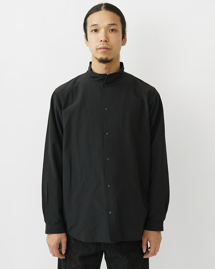 STAND-UP COLLAR - COMFORT SHIRT / BLACK | YAECA (MEN)(ヤエカ