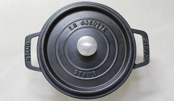ストウブ（staub）のピコ・ココット ラウンド18cm｜使用レポート
