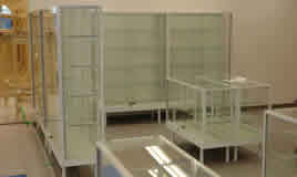 ショーケース | 店舗・展示会でのディスプレイ・什器・ショーケースの