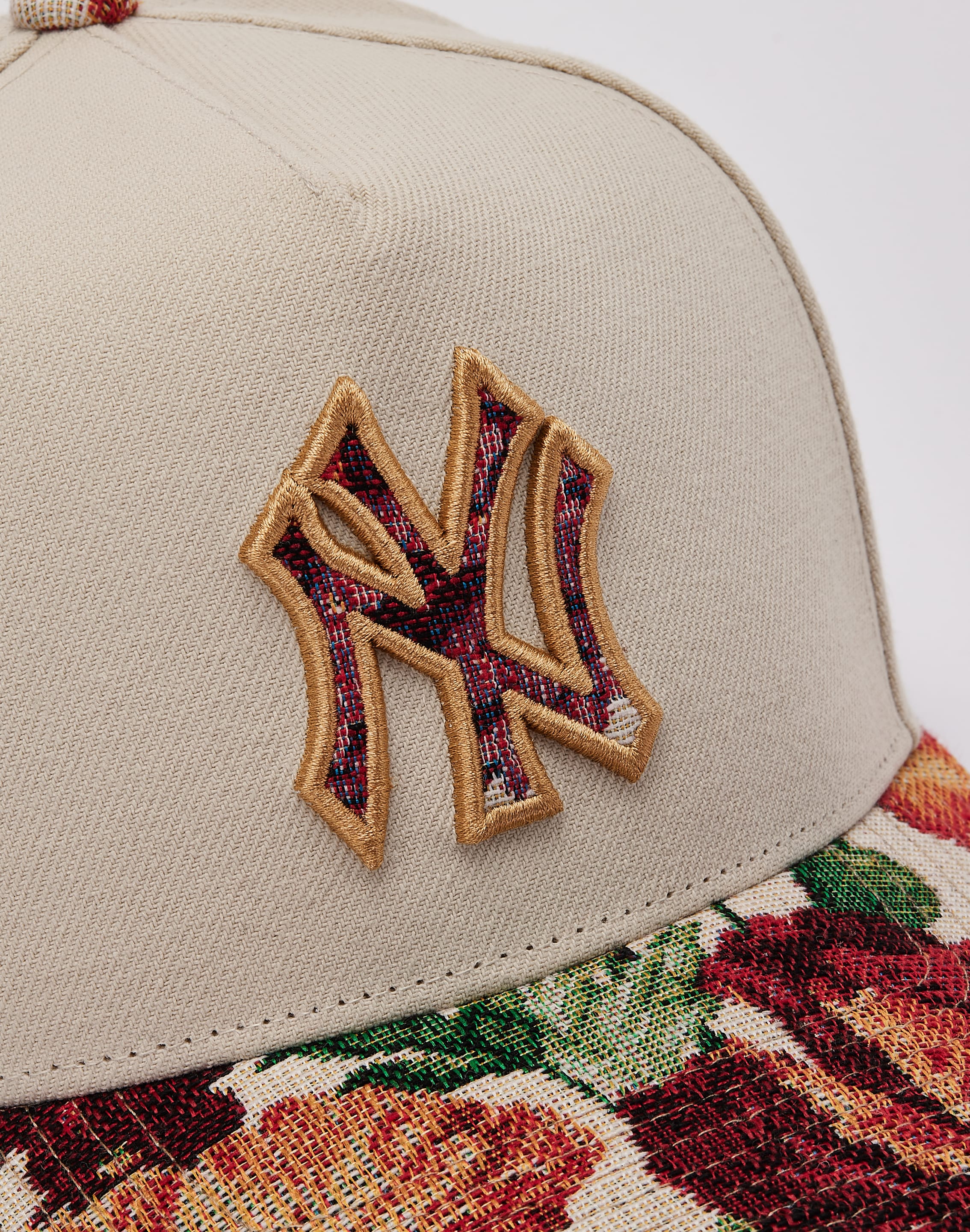 Mitchell & Ness MLB New York Yankees Tapestry Pro Pinch Snapback
