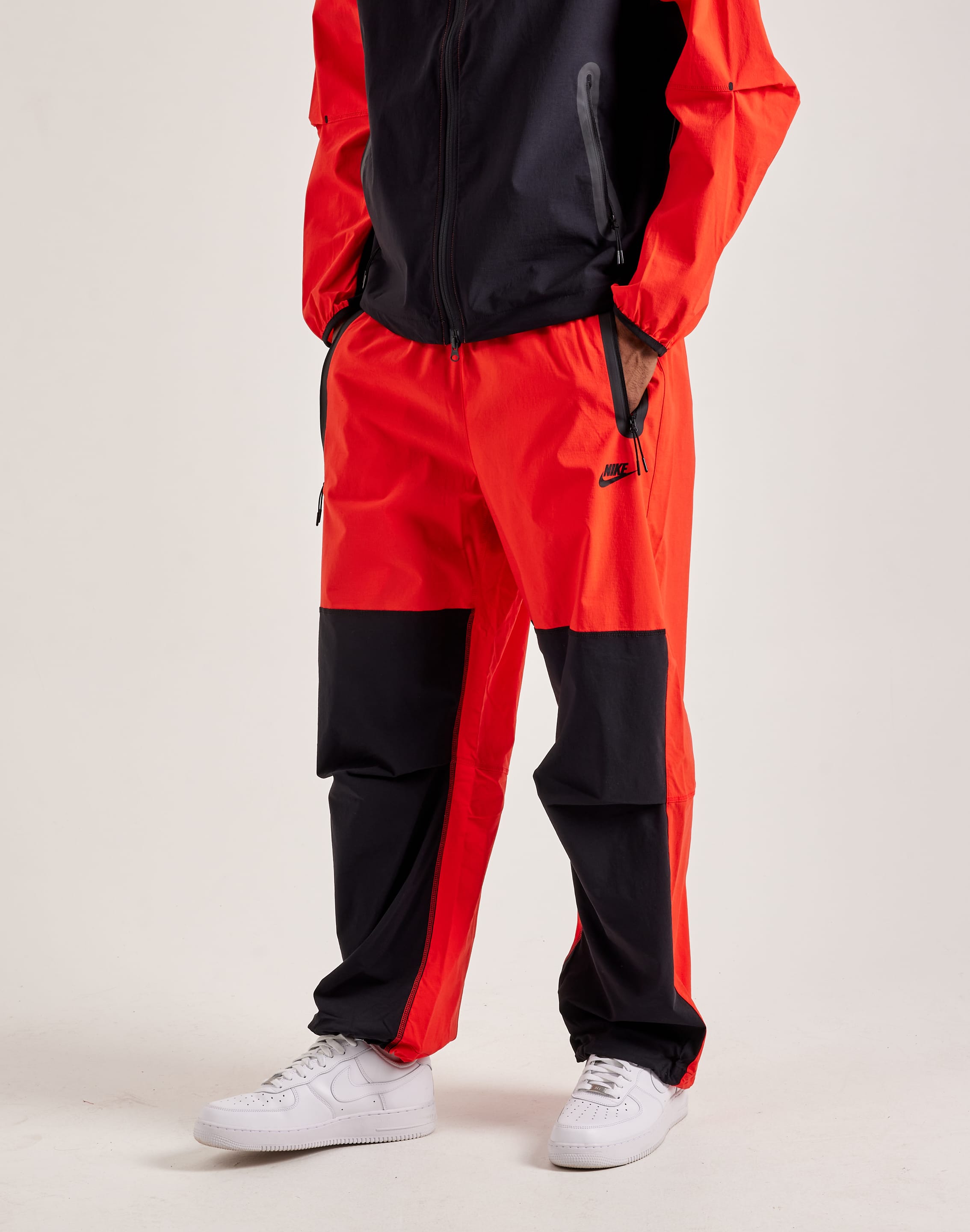 Nike Tech Oversized Pants – DTLR