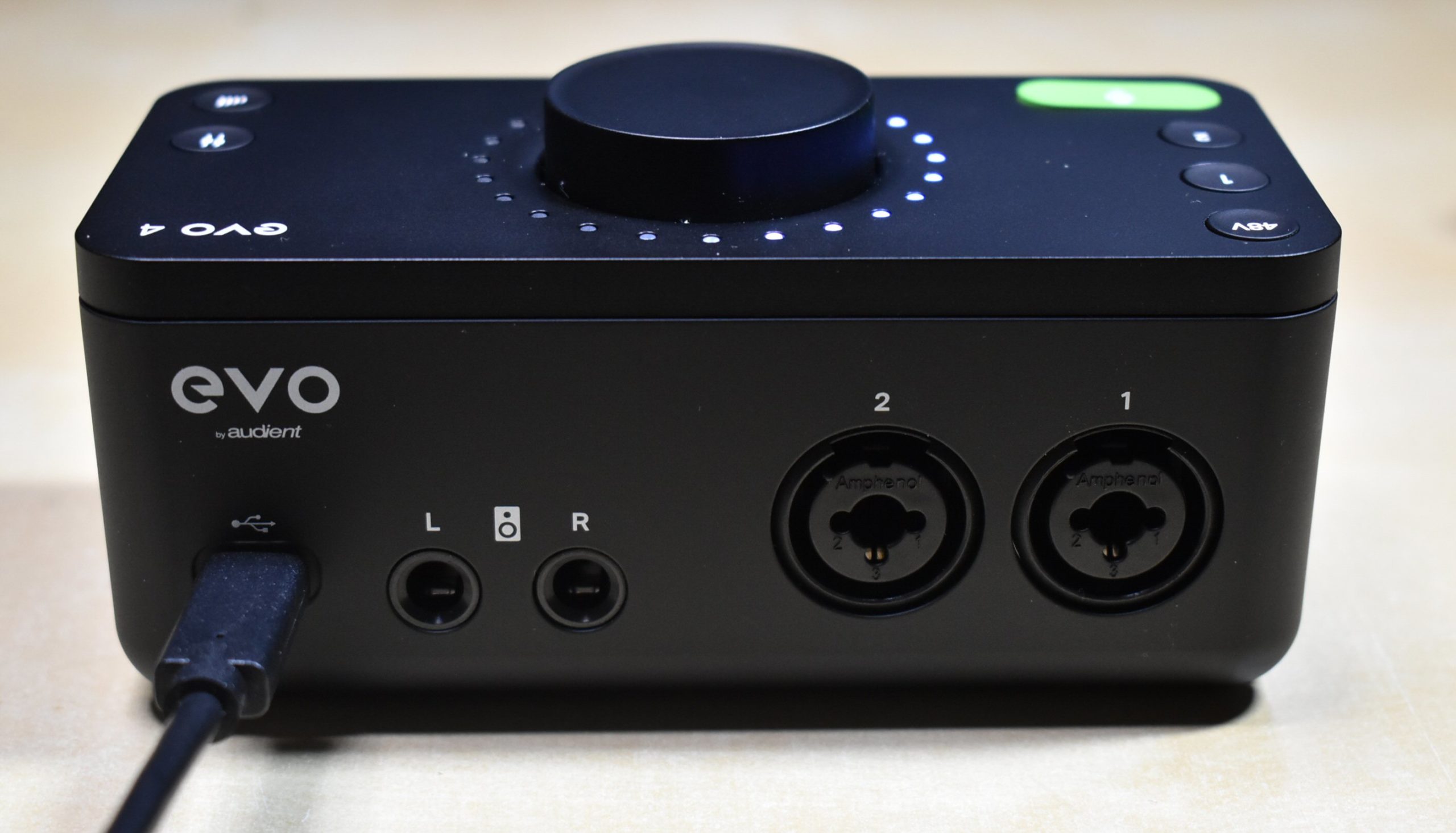 英コンソールメーカー、audientが出した14,000円のオーディオ